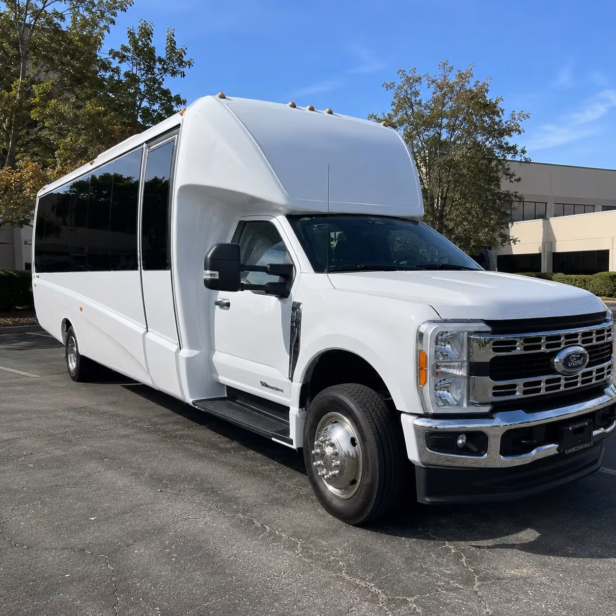 15 passenger minibus