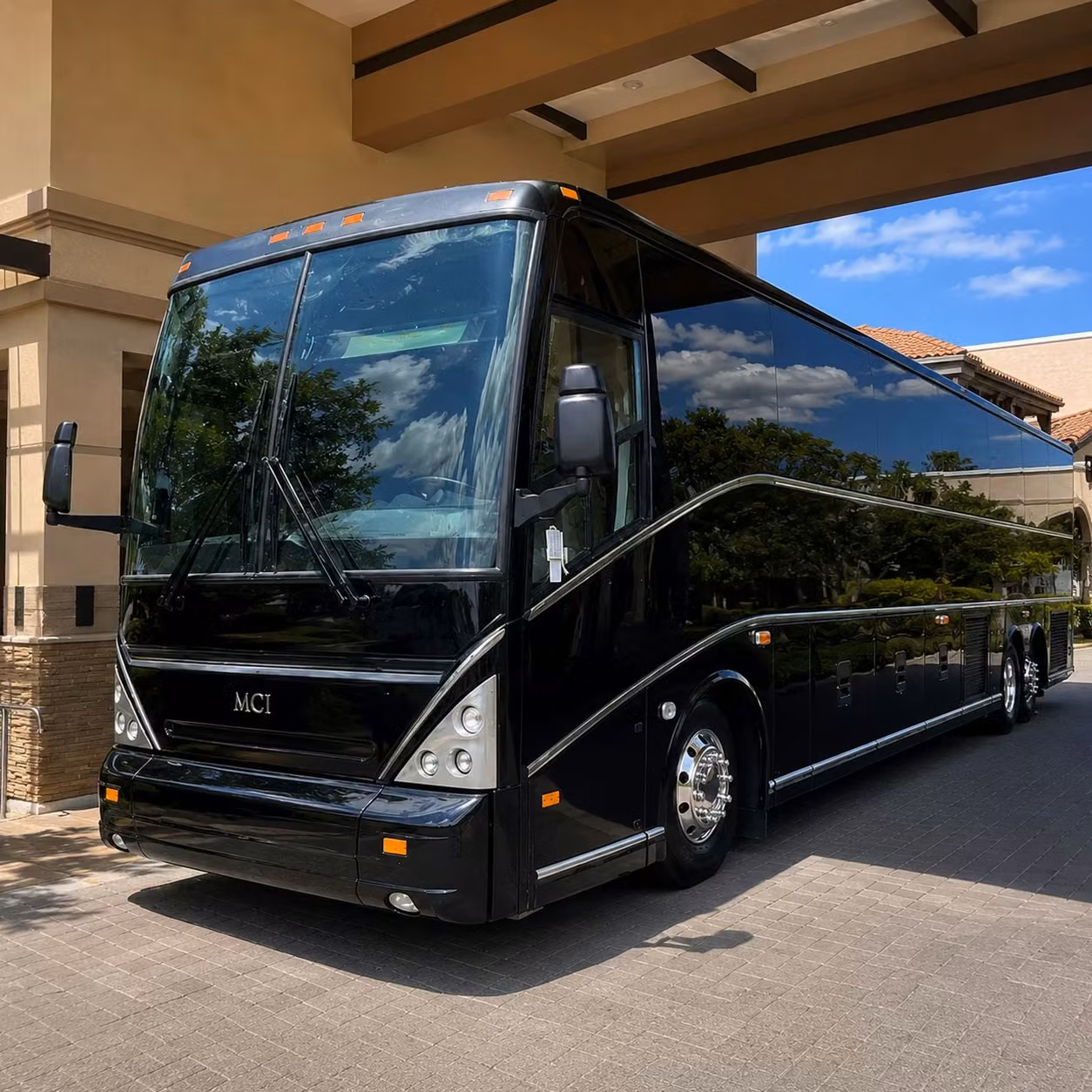 boulder employee shuttle services that keep your team moving every day